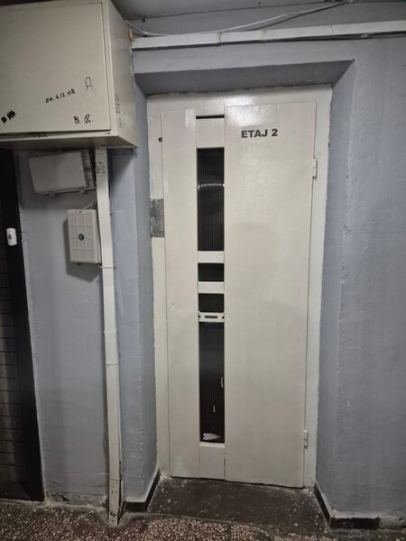 Garsoniera de vanzare.